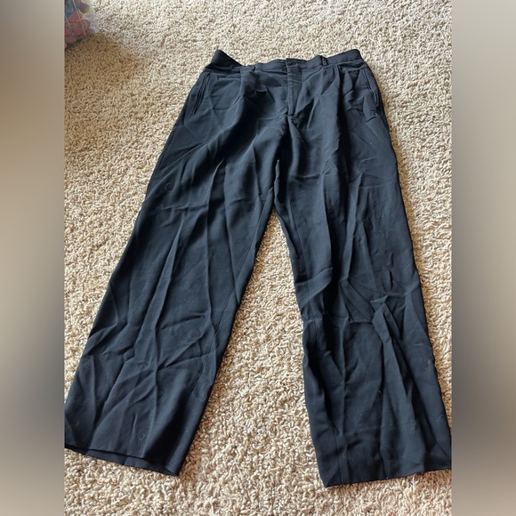 Men’s Giorgio Armani Suit size 56 - Picture 3 of 3